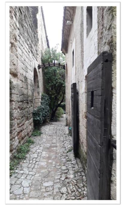Charming Small House Close To Uzes Foissac  Esterno foto